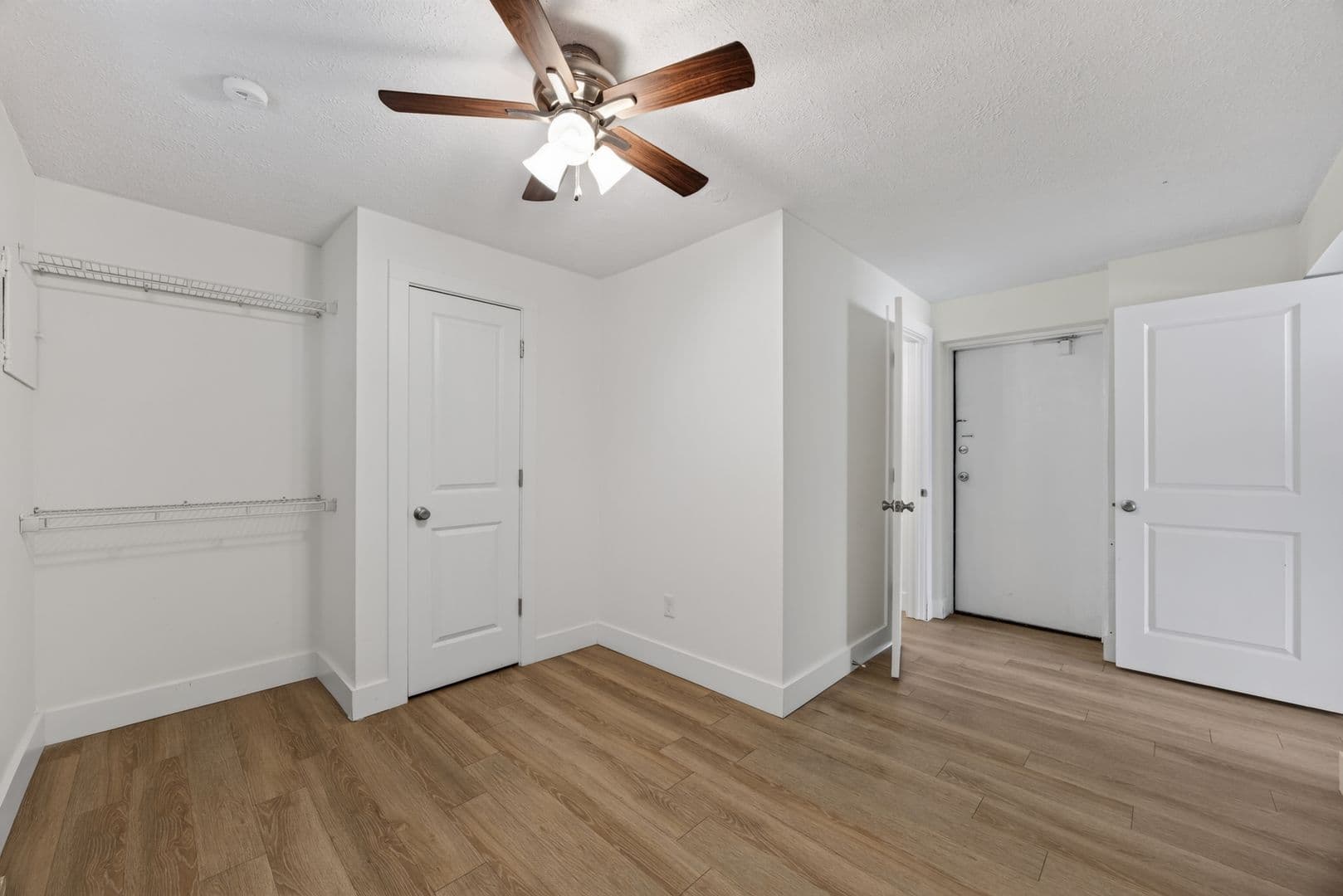 Bloomington Apartment: 323 S. Grant St.