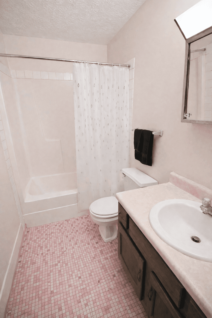 West Lafayette Apartment: 230 S. Chauncey Ave.