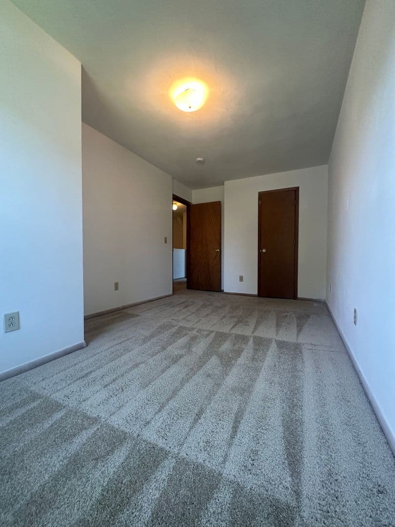 Blacksburg Apartment: 1201, 1203, 1205, 1207 North Main St.