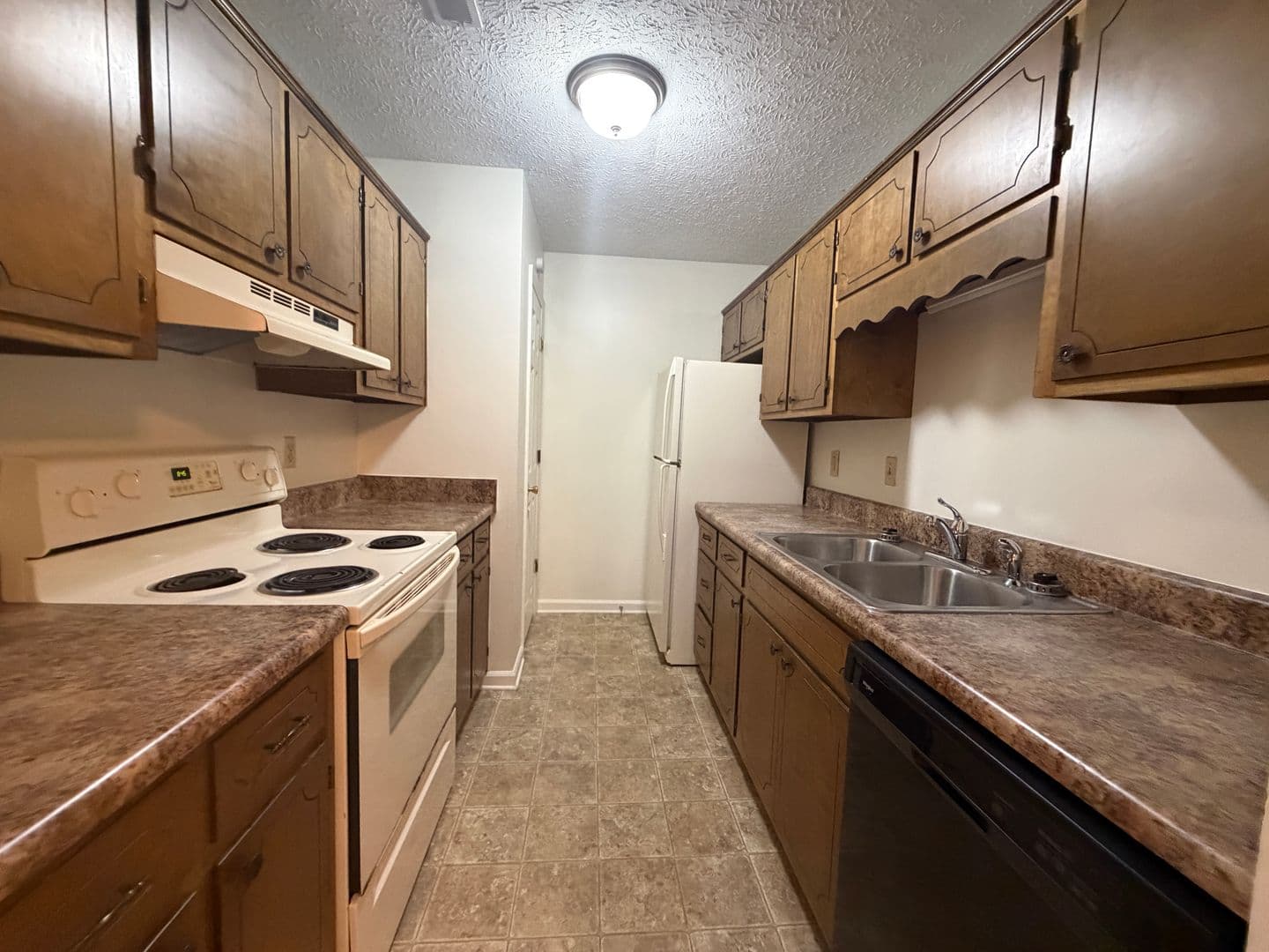 Radford Apartment: 1102 Downey Street