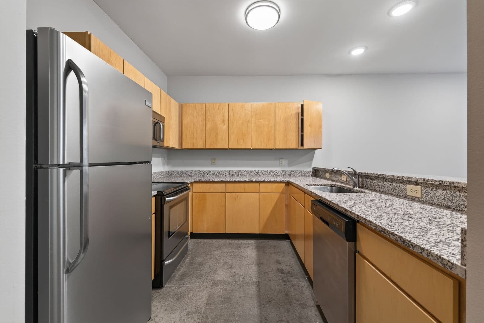 Bloomington Apartment: 219 E. 7th St.