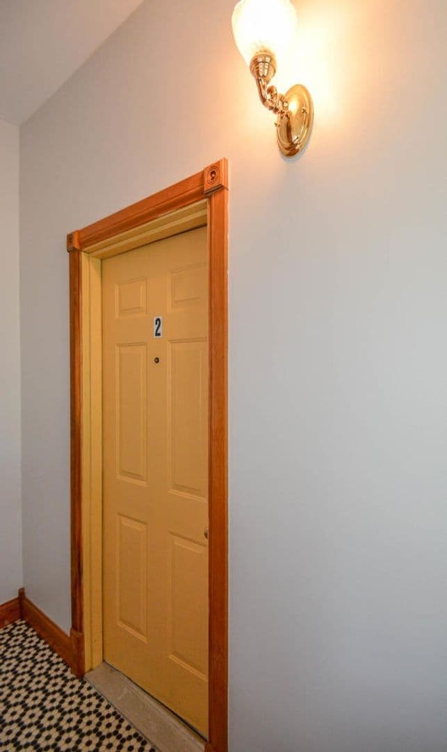 Bloomington Apartment: 536 N Lincoln Street