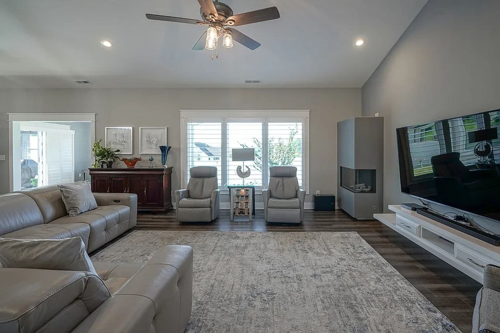 Bloomington House: 740 E Holland Drive