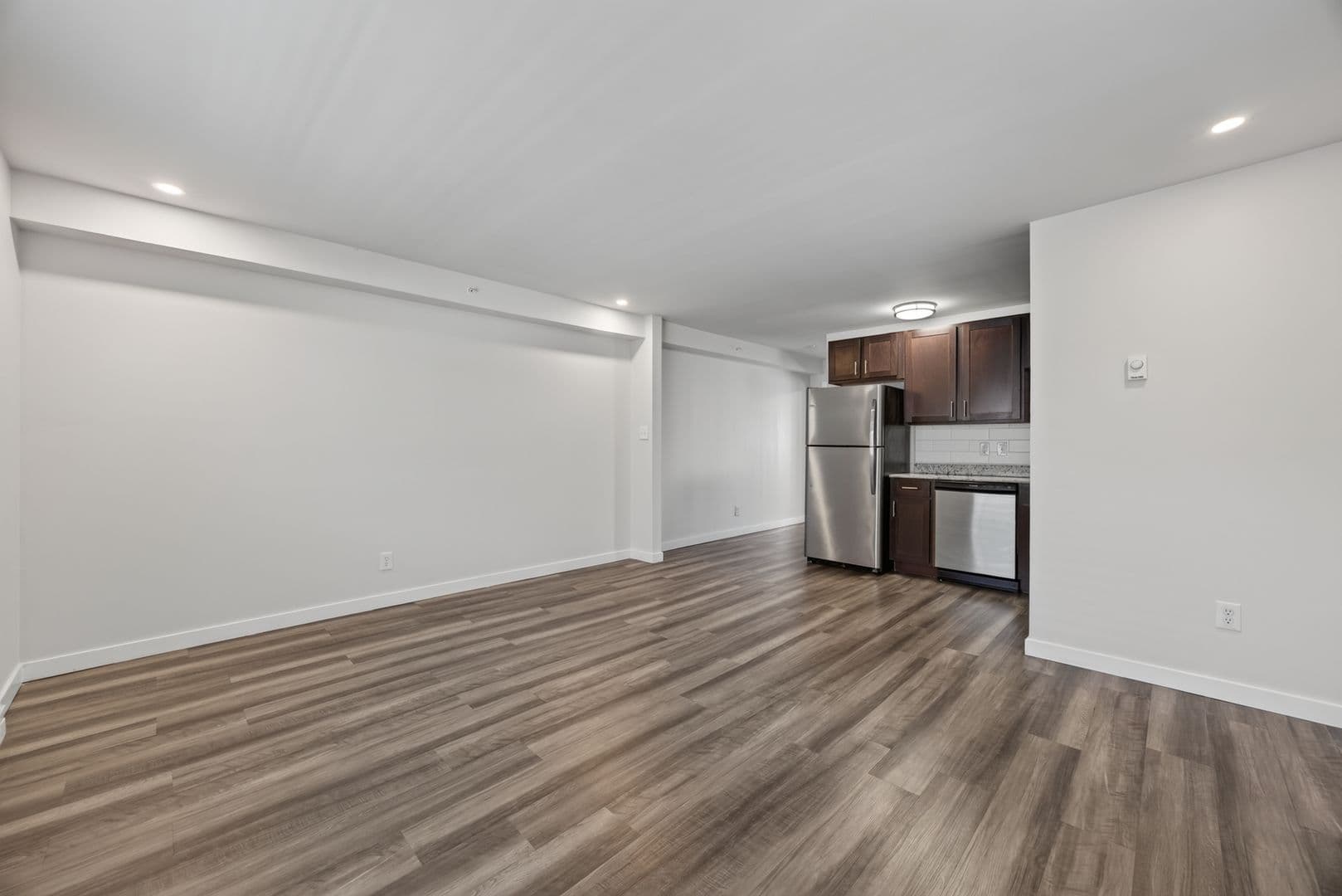 Bloomington Apartment: 519-523 N Lincoln St