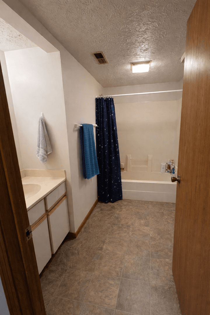 Lafayette Apartment: 514 N. 7th Street