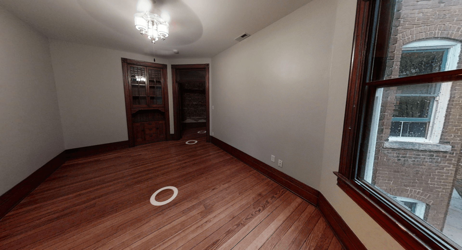 Lafayette Apartment: 711 South Street
