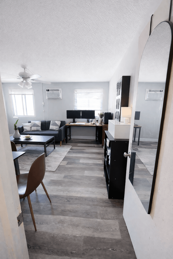 West Lafayette Apartment: 2400 Northwestern Ave