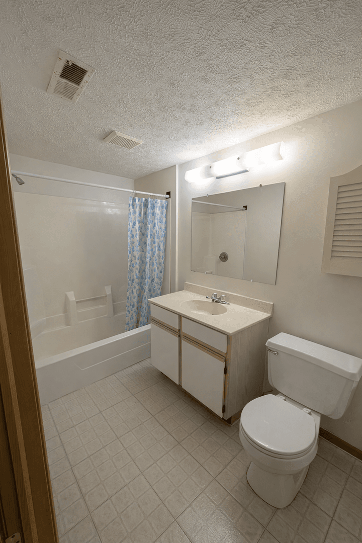 Lafayette Apartment: 514 N. 7th Street