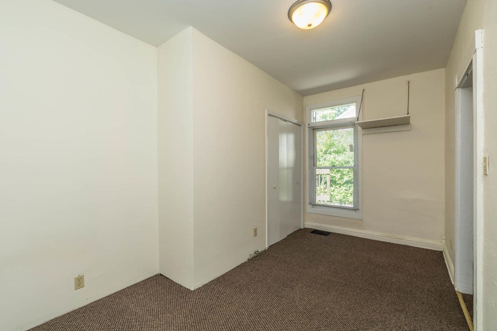 Bloomington House: 311 E 11th