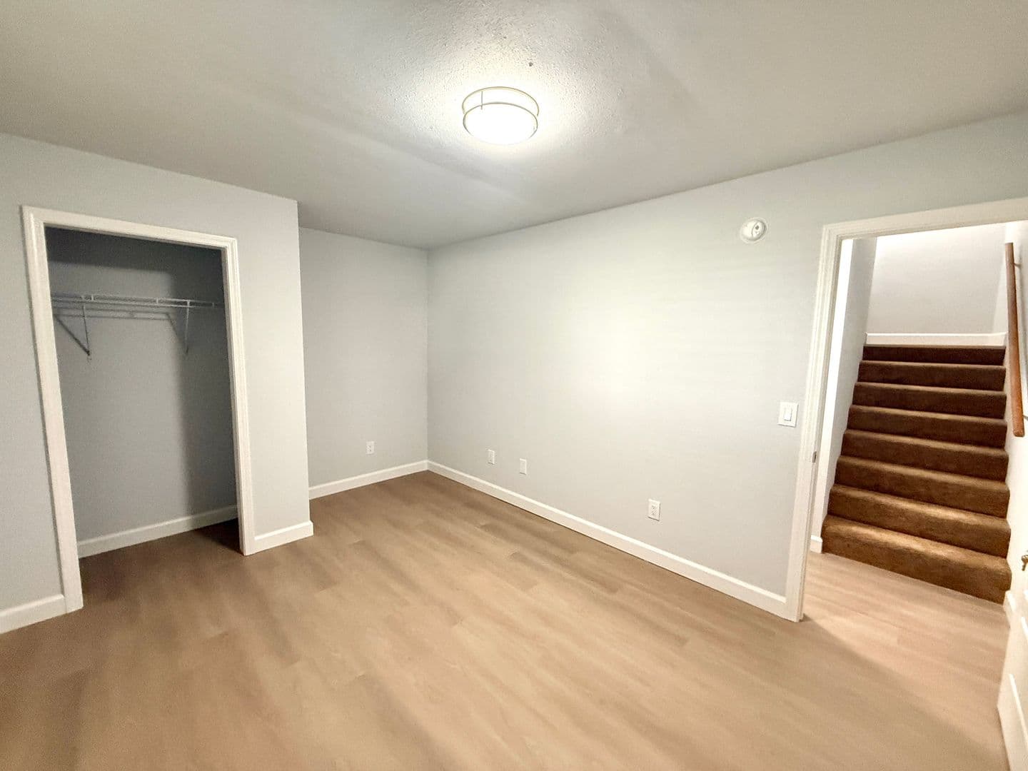 Blacksburg Apartment: 701 South Main St.