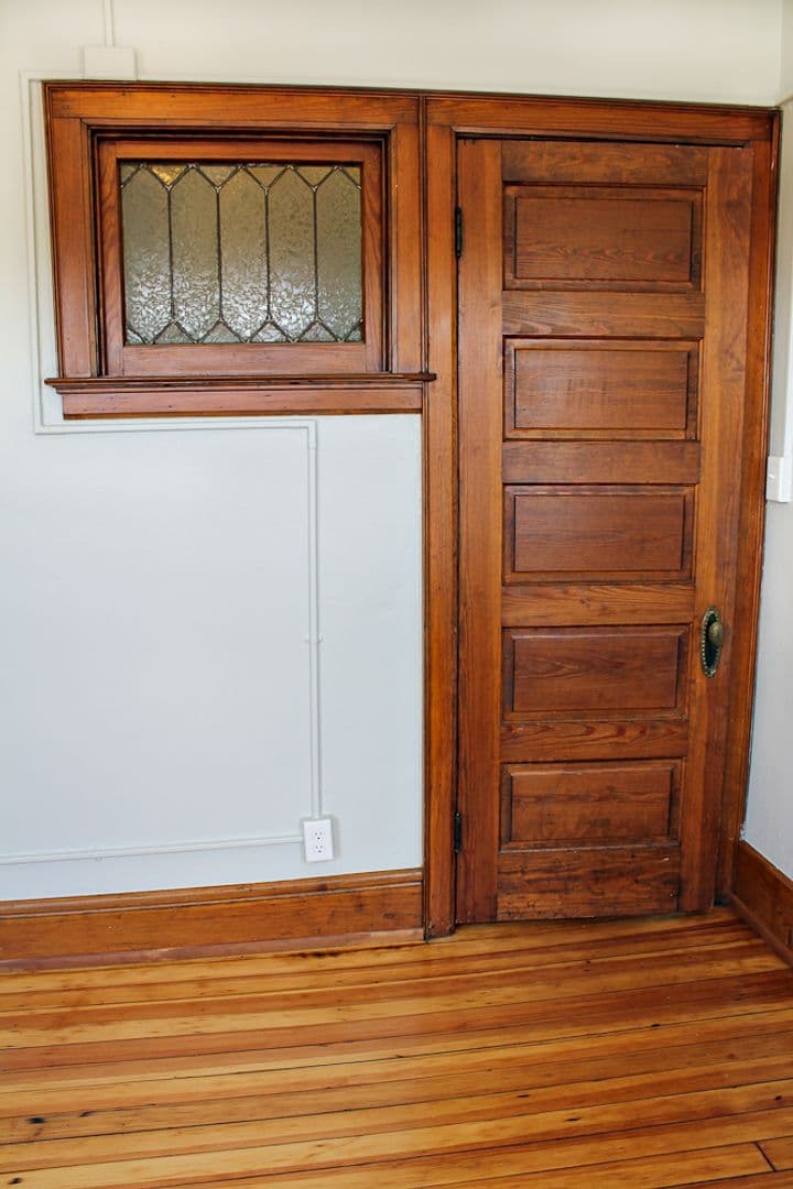 Lafayette Apartment: 18 S. 4th Street