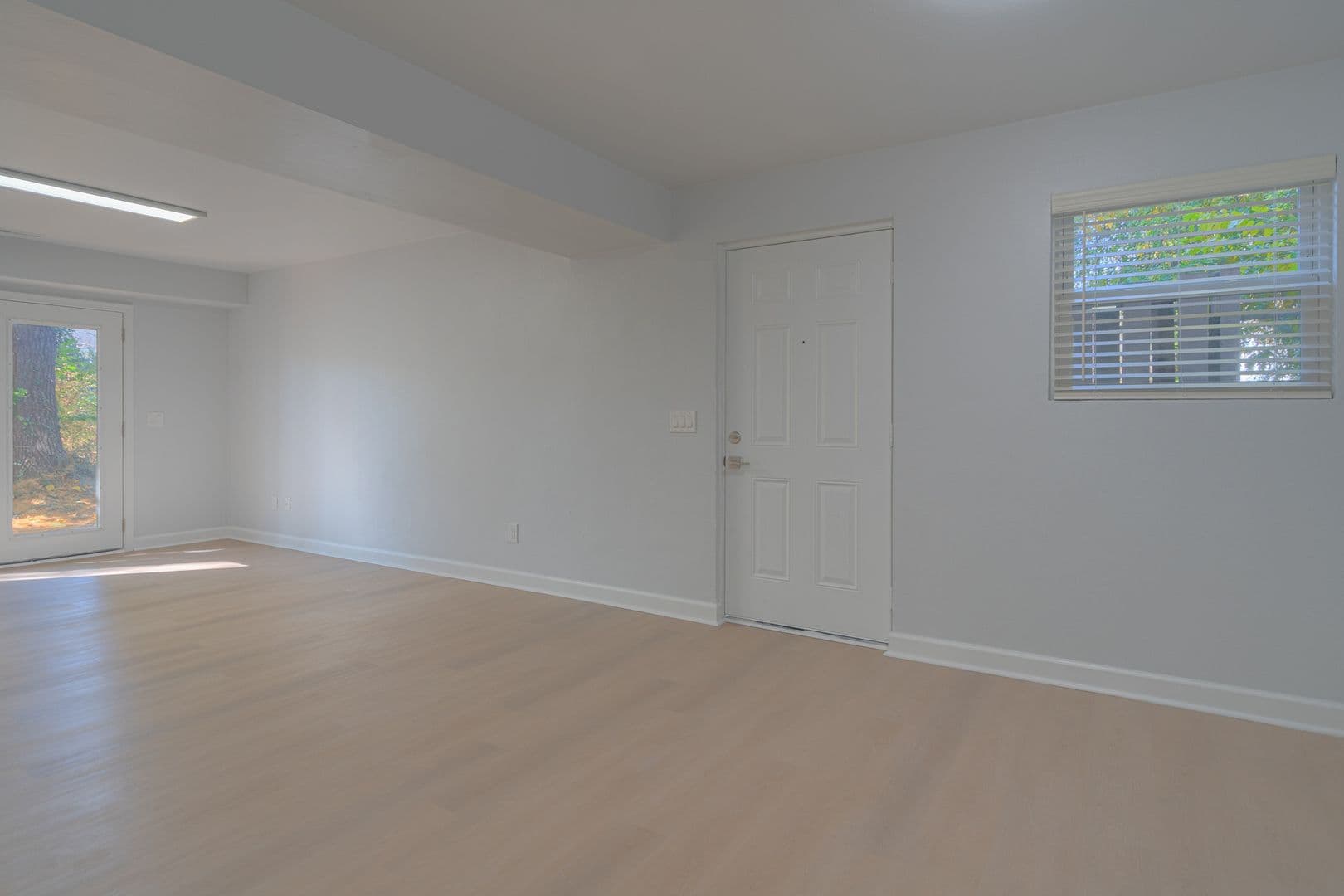 Blacksburg Apartment: 208 Wharton St.