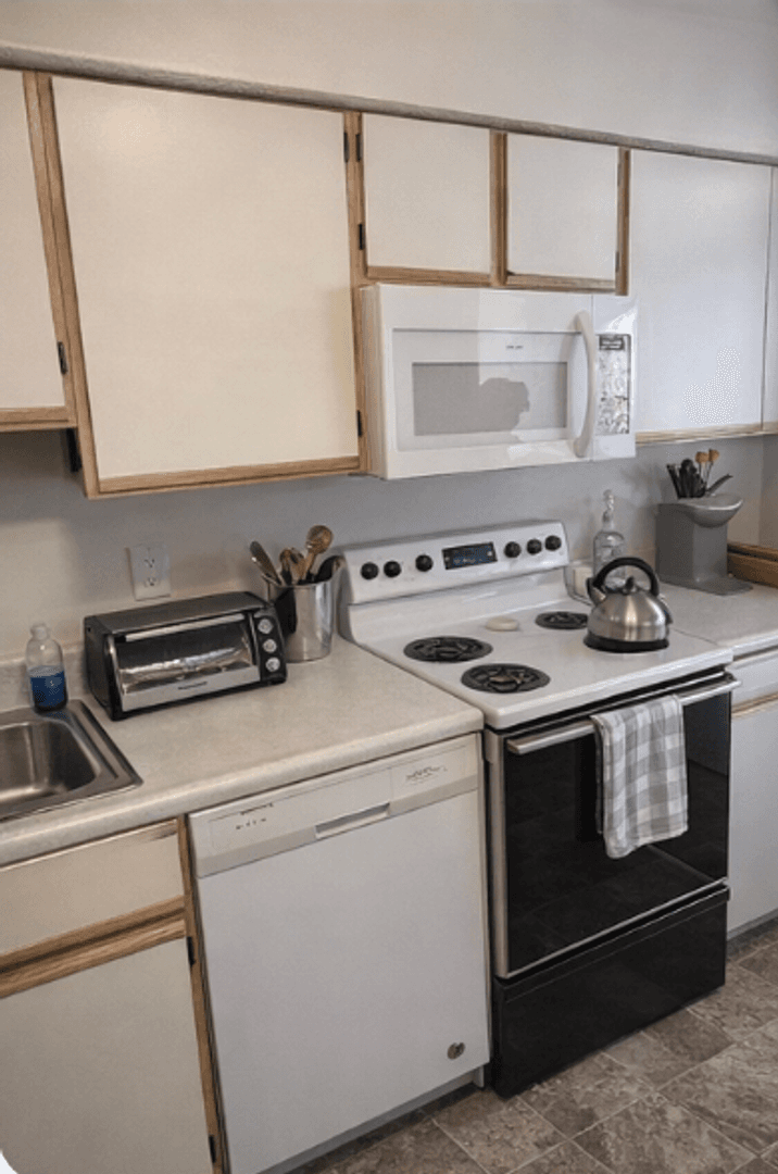 West Lafayette Apartment: 325 Pearl Street