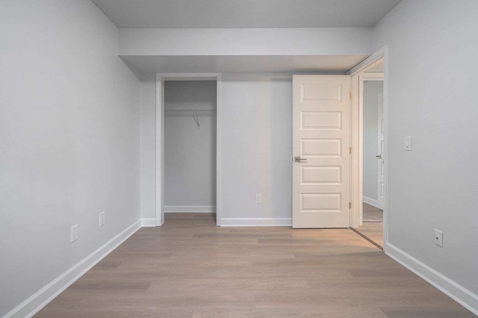 Blacksburg Apartment: 208 Wharton St.