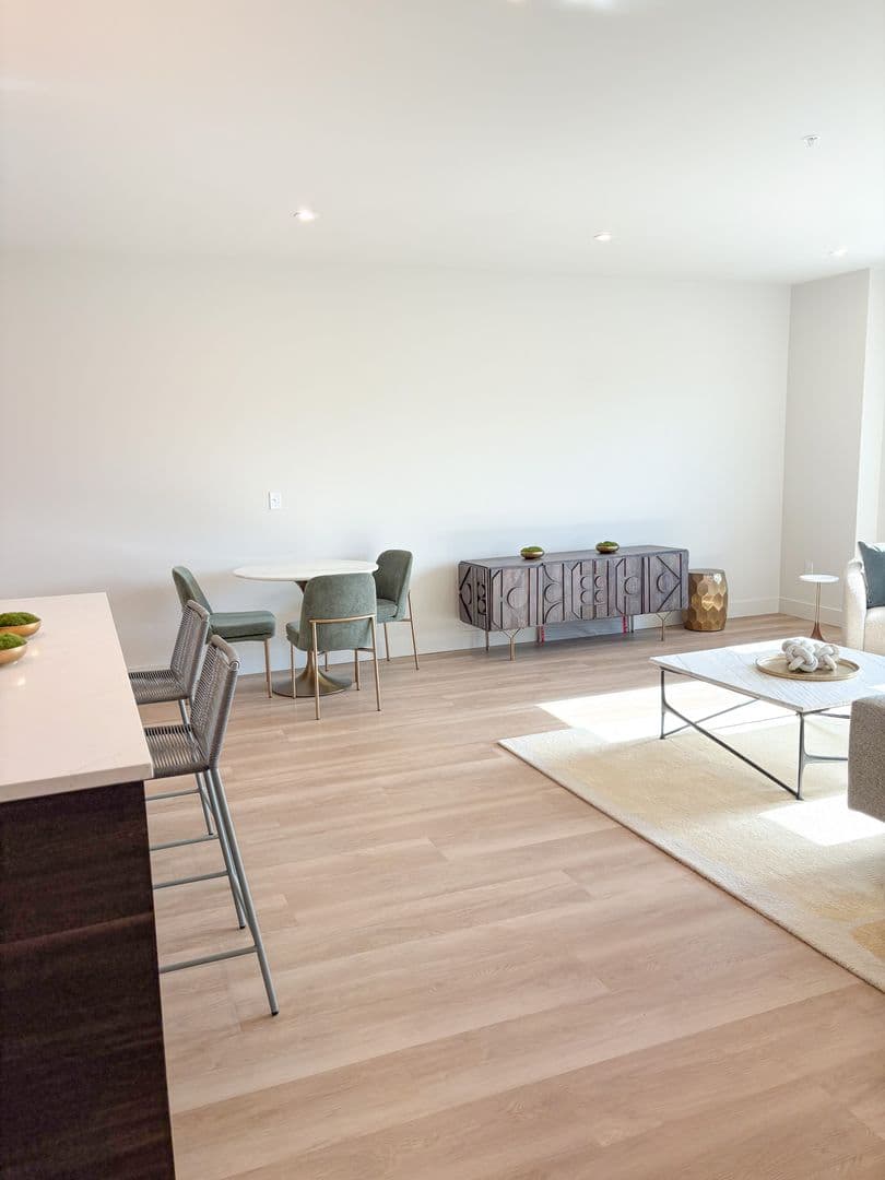 West Lafayette Apartment: 3597 Paramount Drive