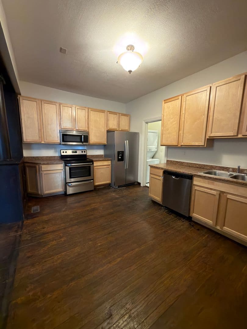 Bloomington Apartment: 308 N Washington Street