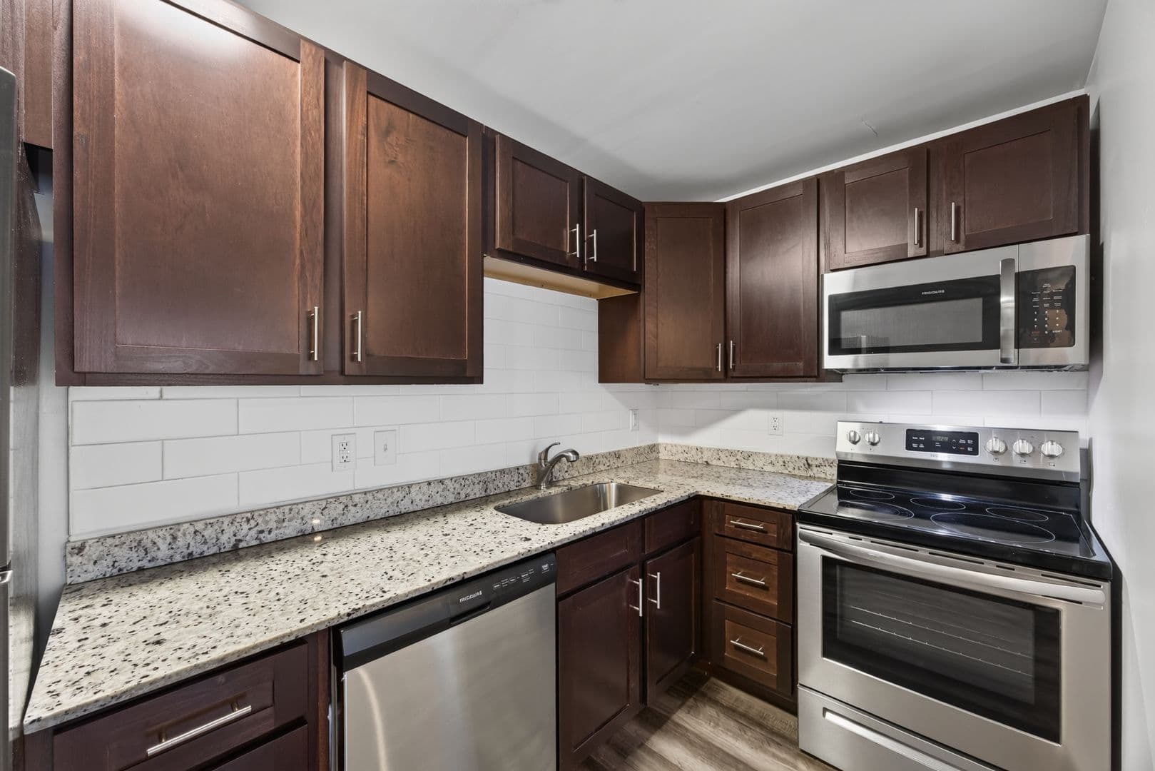 Bloomington Apartment: 519-523 N Lincoln St