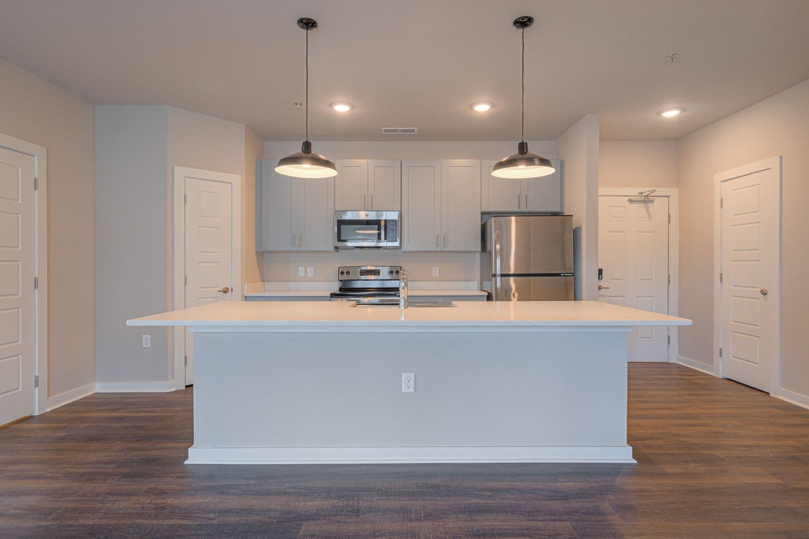 Blacksburg Apartment: Steading Lane
