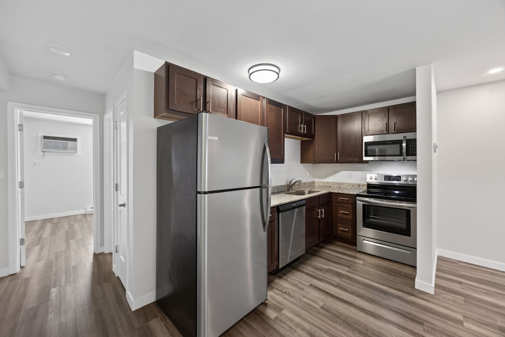 Bloomington Apartment: 519-523 N Lincoln St