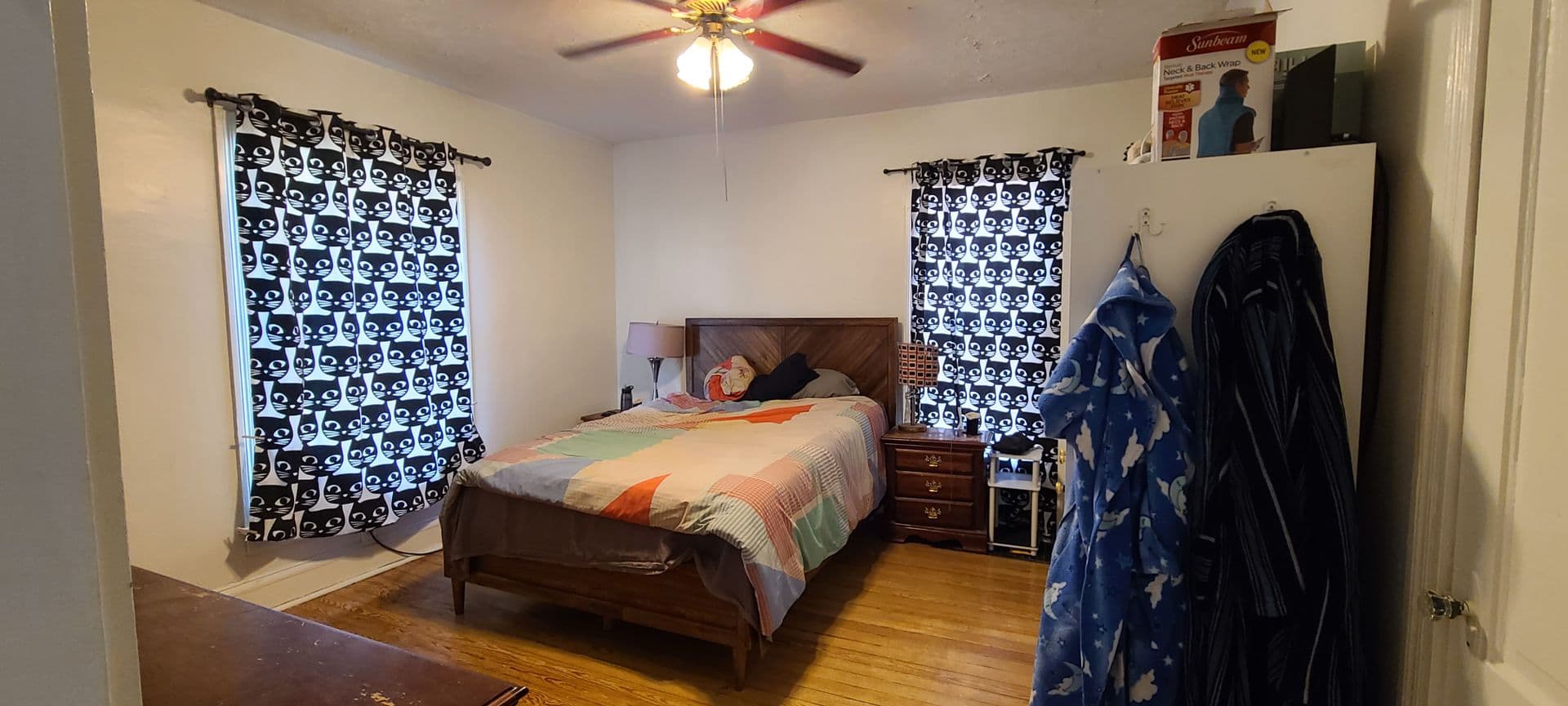 Bloomington House: 1104 N Woodburn Ave