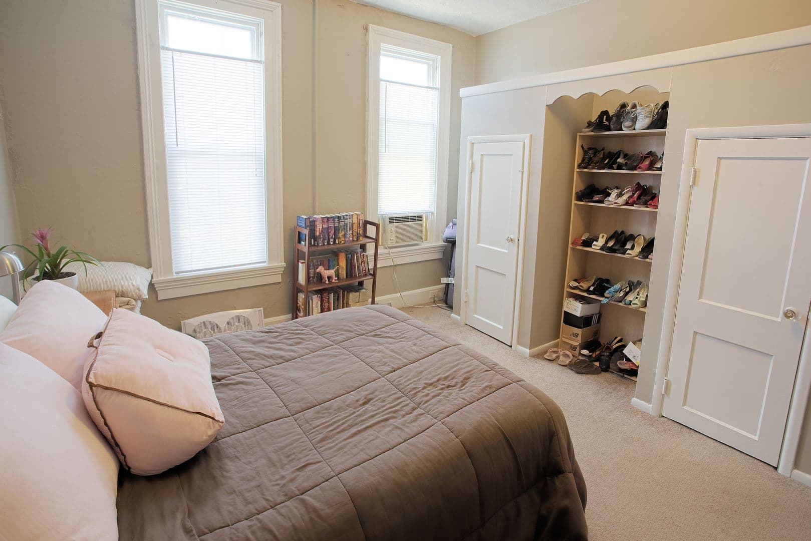Lafayette Apartment: 1708 Main Street