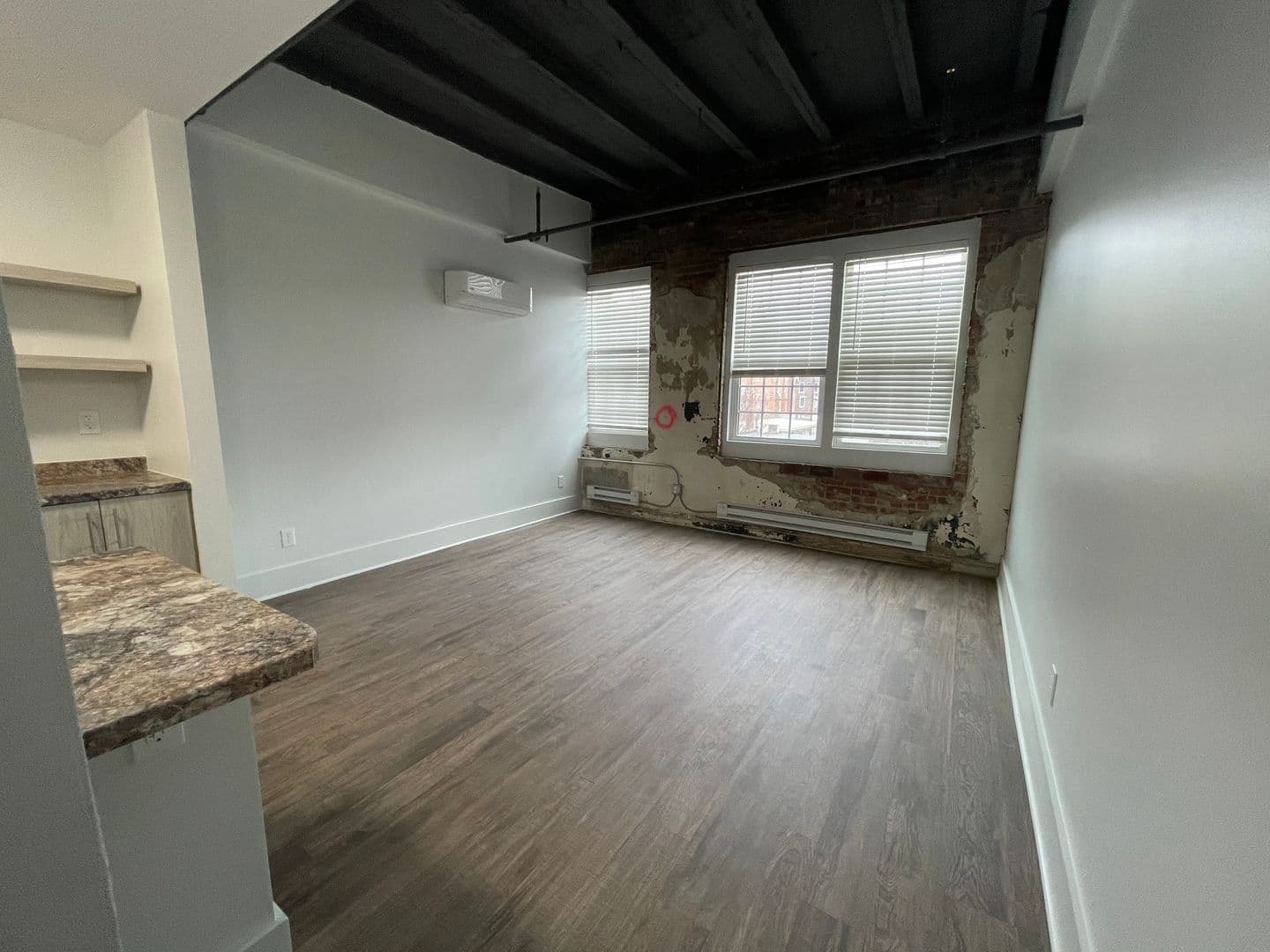 Lafayette Apartment: 300 N. 5th Street