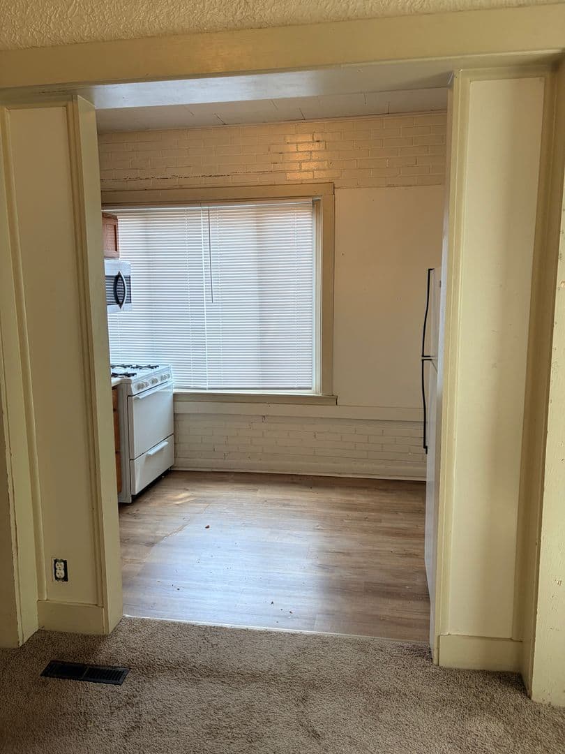 Bloomington Apartment: 111 E. Cottage Grove Ave