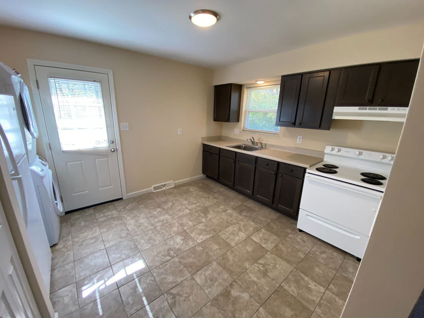 Bloomington Apartment: 4100 W Stebu Ln