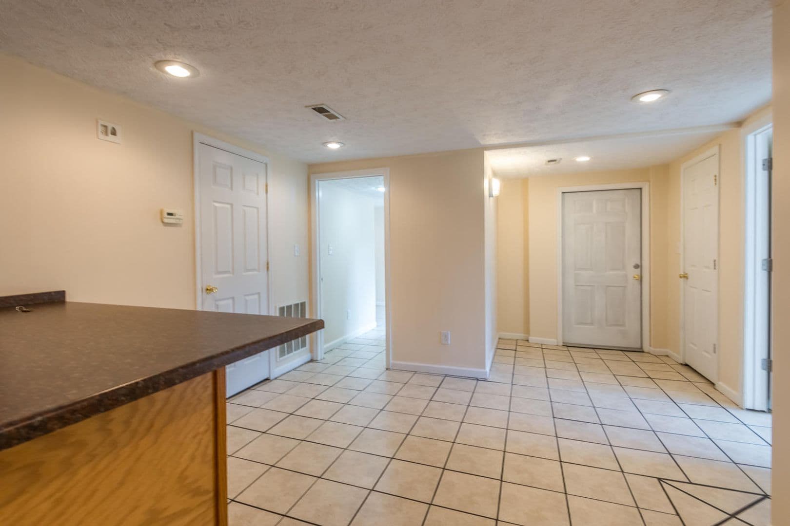 Bloomington Apartment: 1218 N College