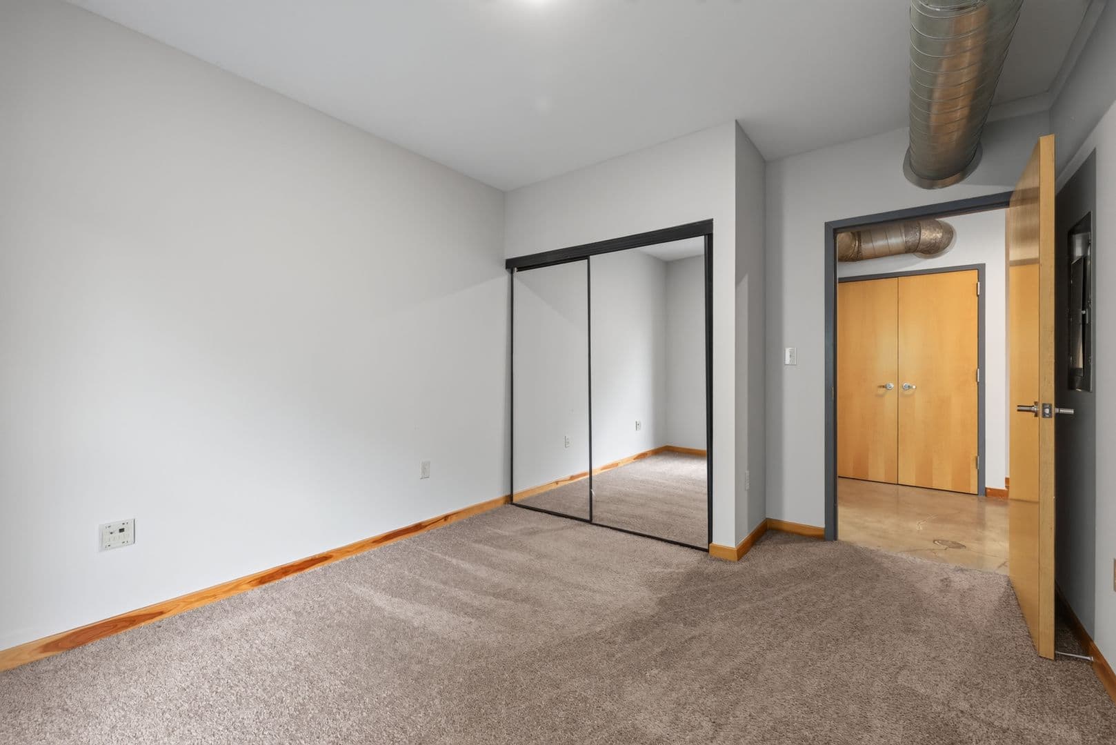 Bloomington Apartment: 219 E. 7th St.