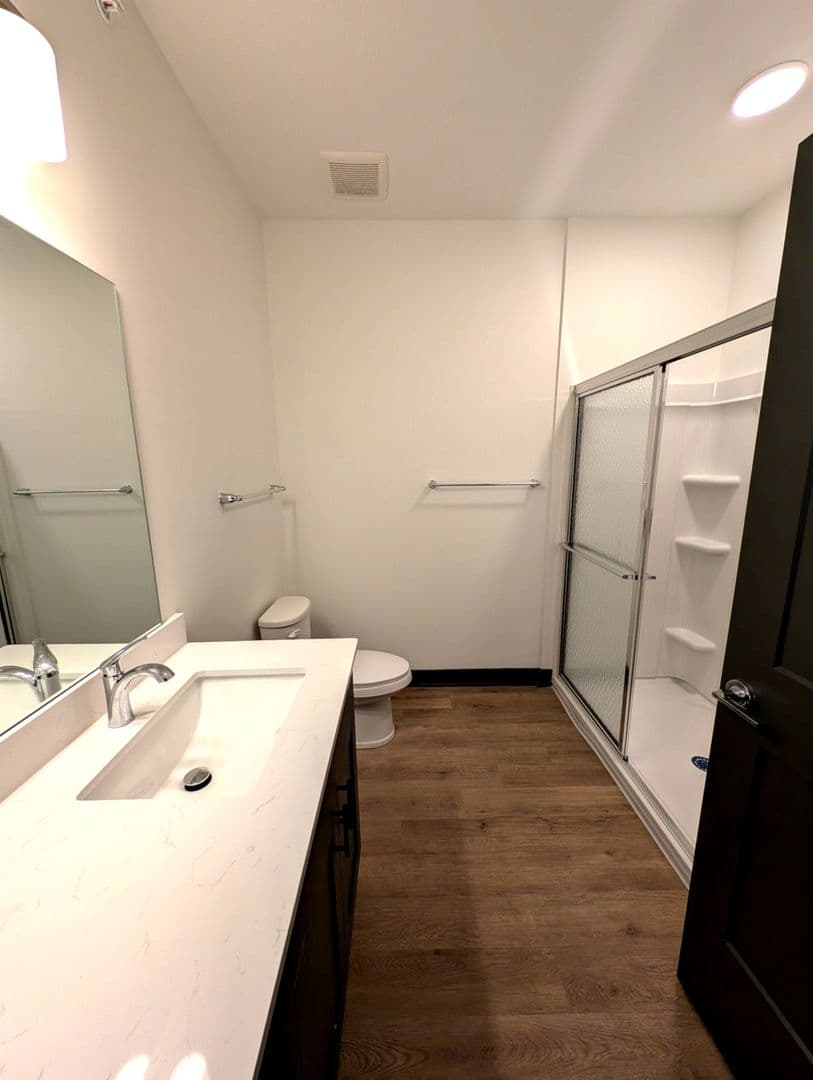 Lafayette Apartment: 3210-3243 Peninsula Pointe Circle W