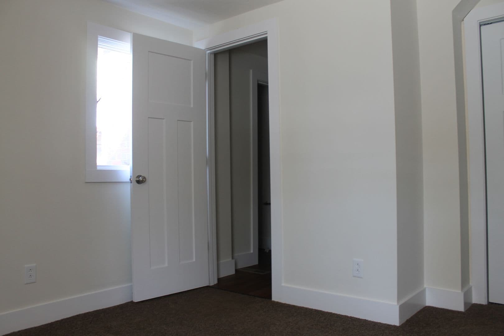 Bloomington House: 412 E 16th Street
