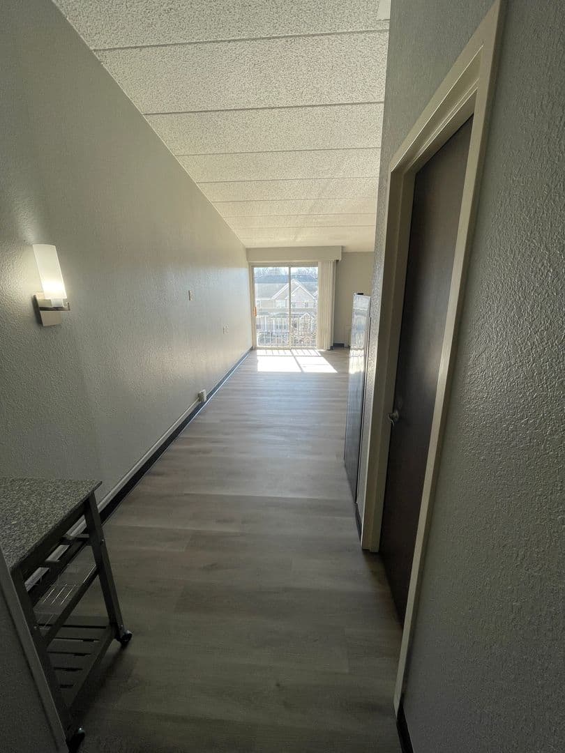 Bloomington Apartment: 1722 N Walnut St.