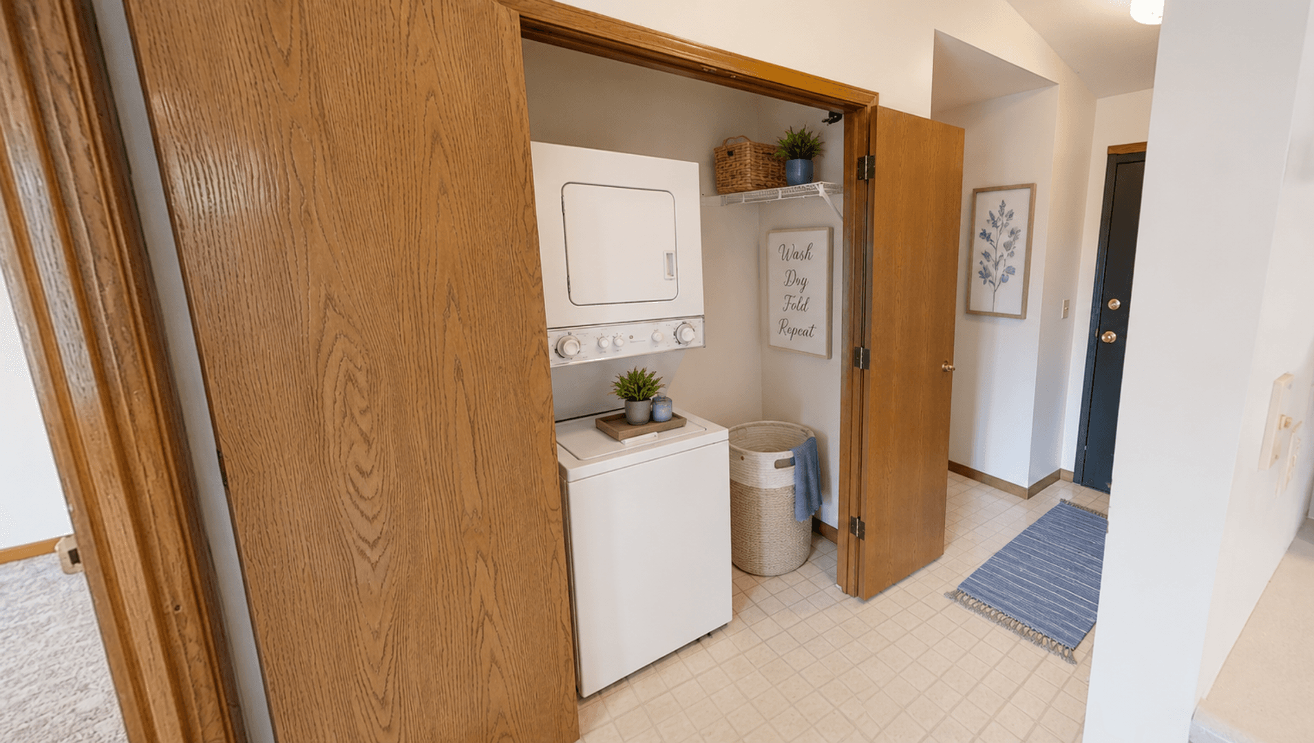West Lafayette Apartment: 2475 Sycamore Lane