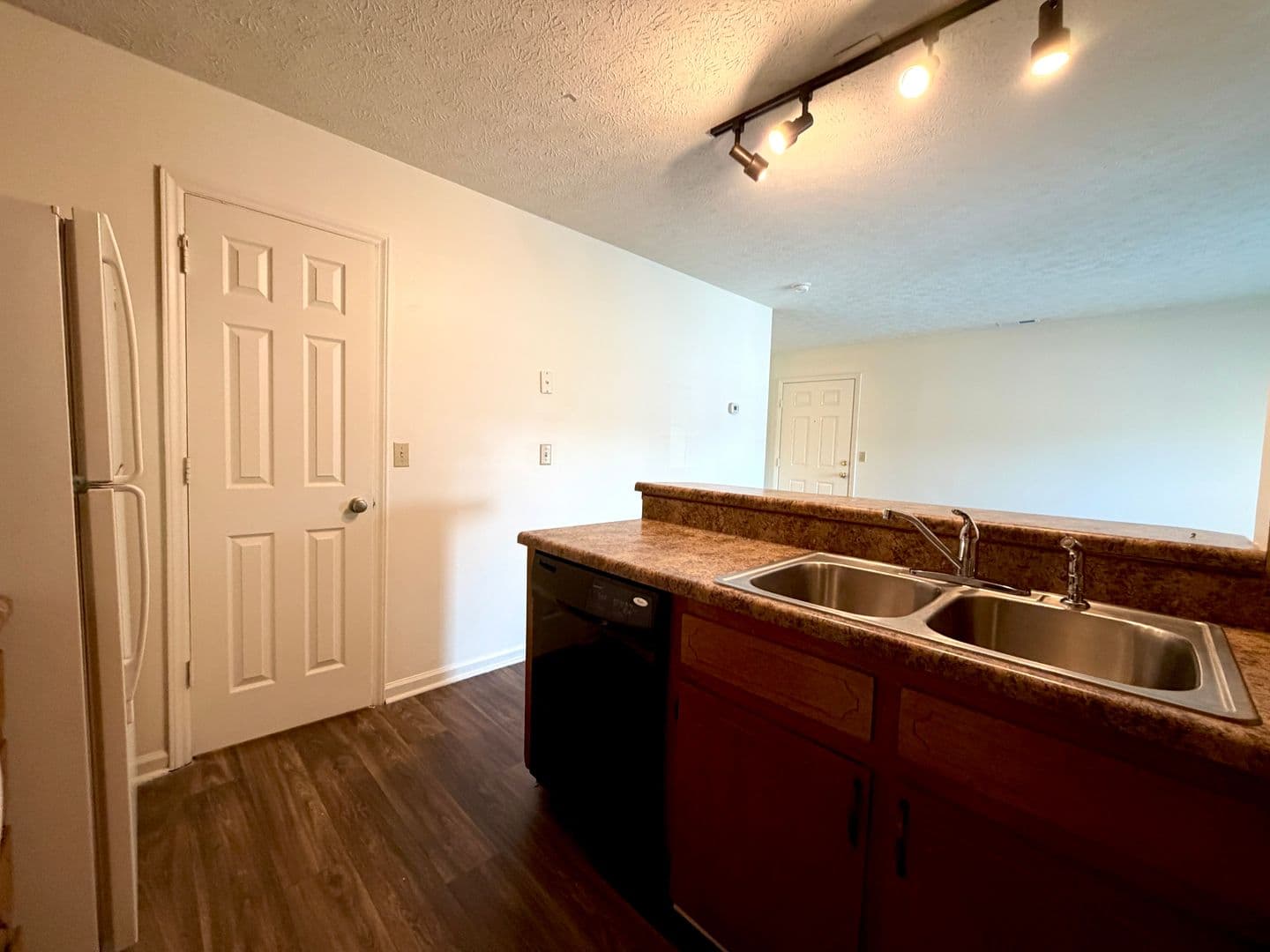 Radford Apartment: 1200 Clement Street