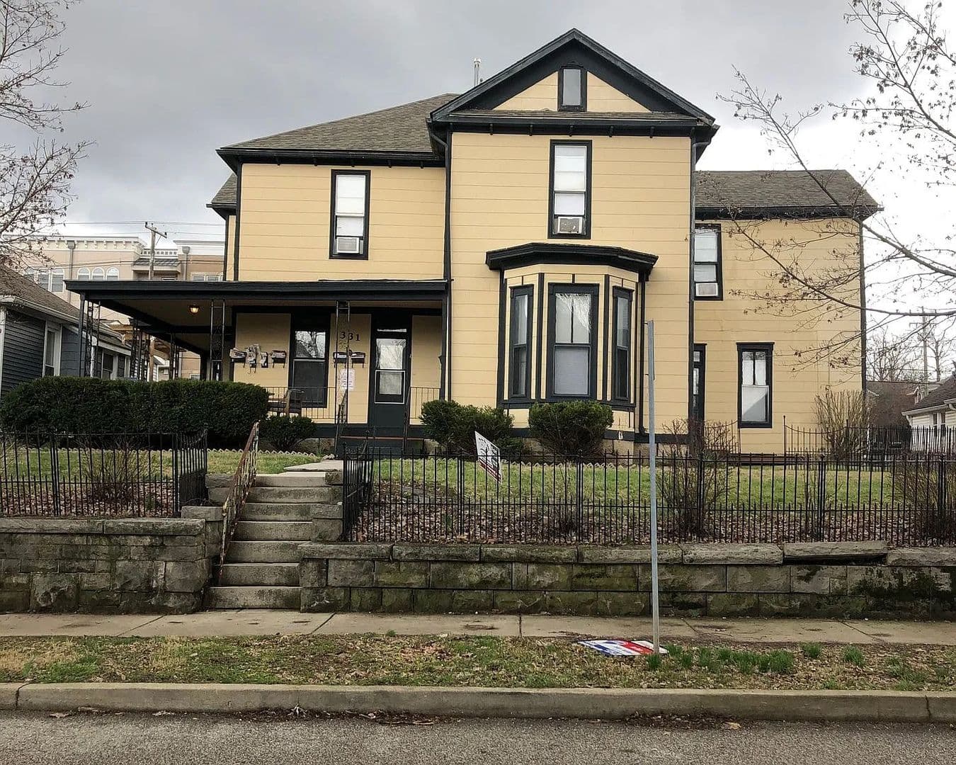 Bloomington Apartment: 331 S Grant Street