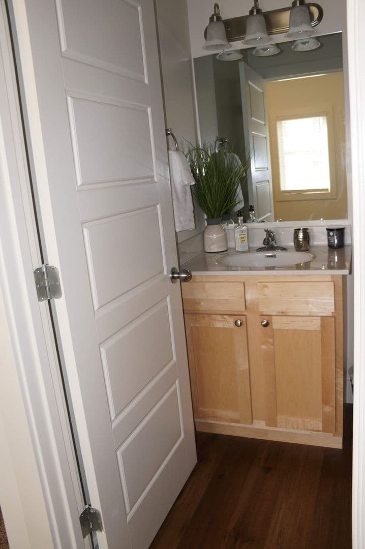 Bloomington House: 305 E Wylie Street