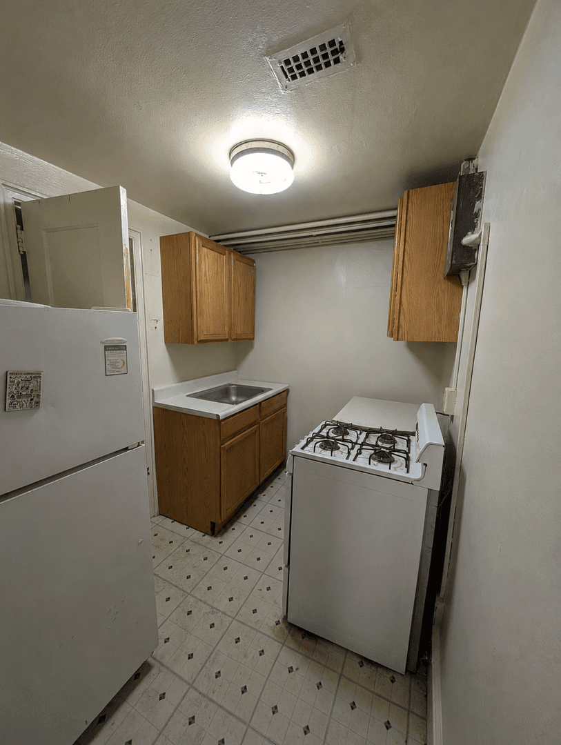 West Lafayette Apartment: 101 Andrew Place