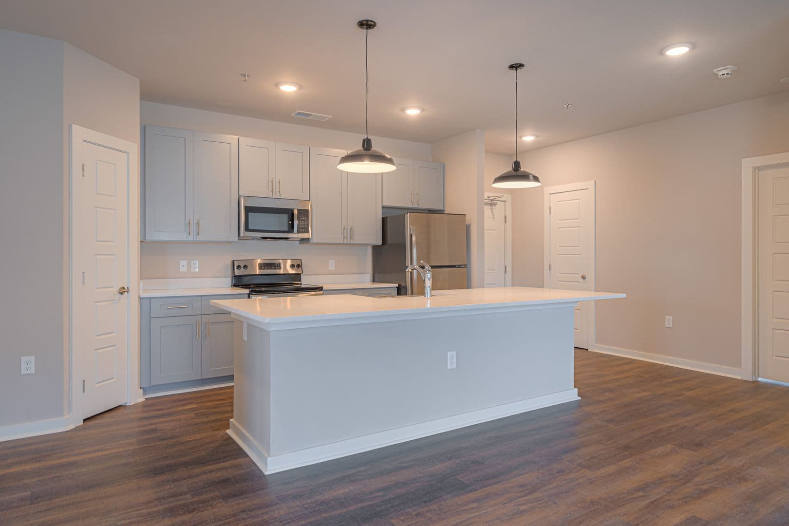 Blacksburg Apartment: Steading Lane
