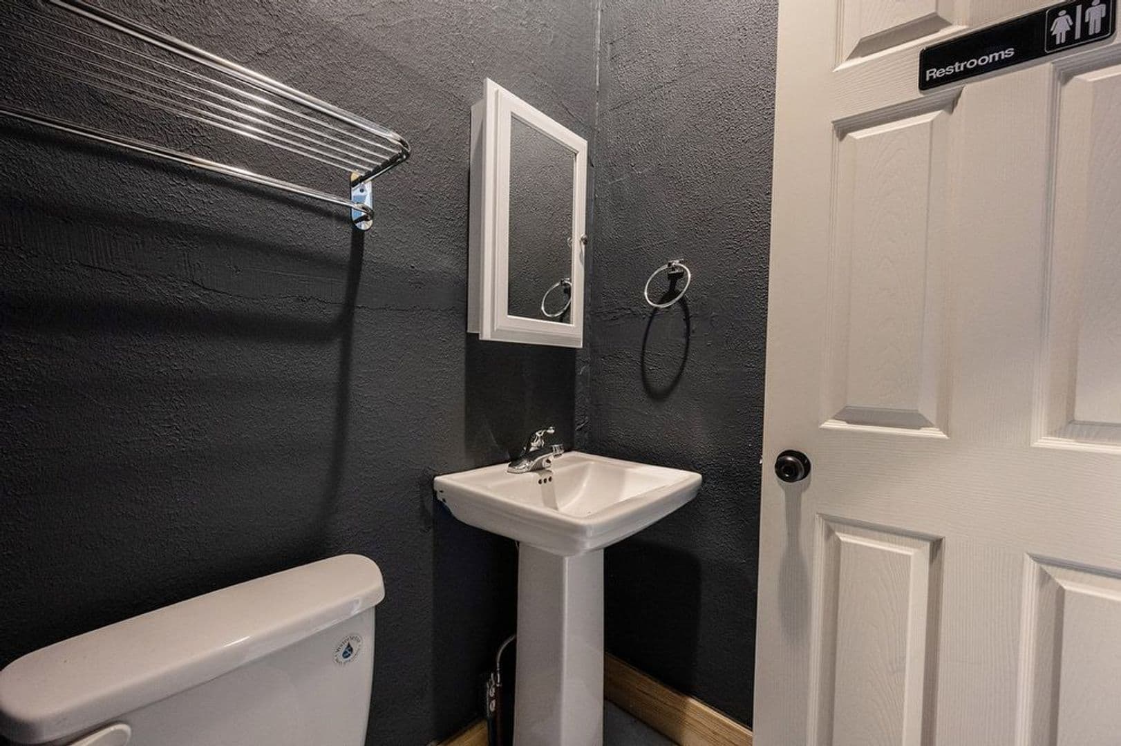 Indianapolis Apartment: 118 Palmer St.