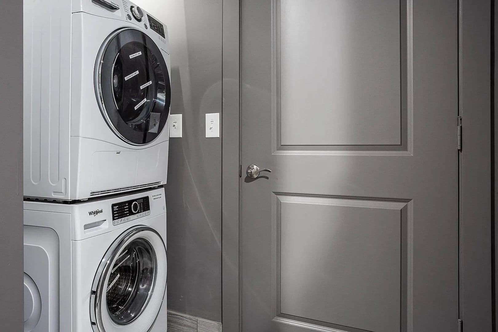 Bloomington Apartment: 217 W 6th St.