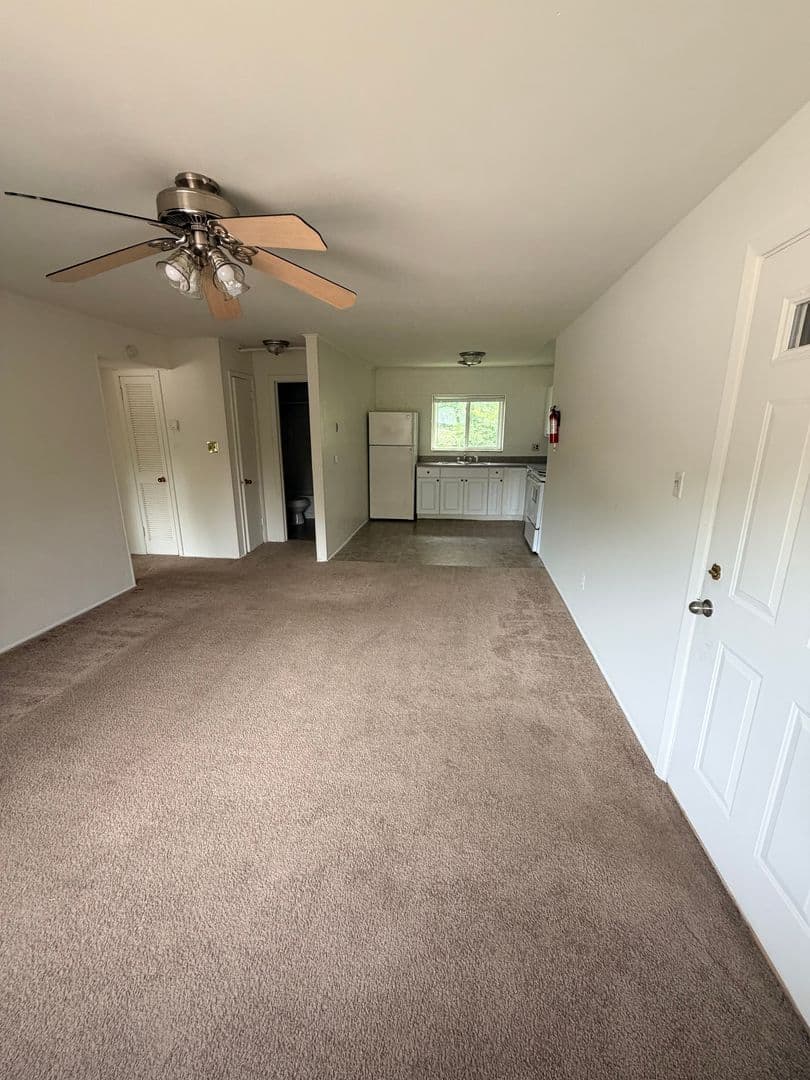 Bloomington Apartment: 2106 E 2nd Street