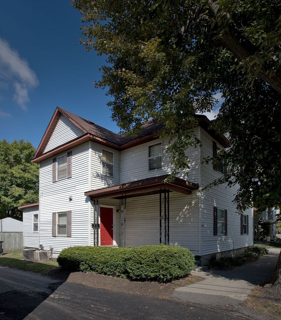 Lafayette Apartment: 414 N. 11th Street
