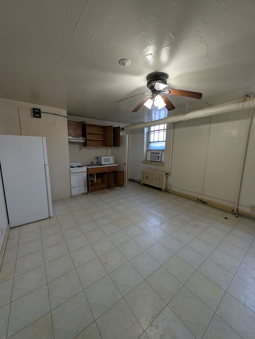 West Lafayette Apartment: 101 Andrew Place