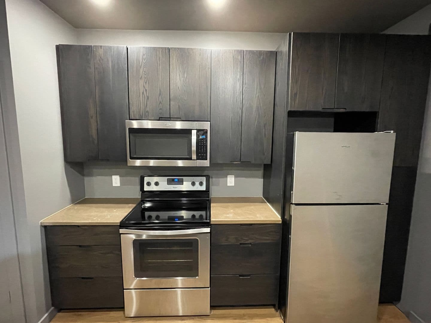 Bloomington Apartment: 217 W 6th St.