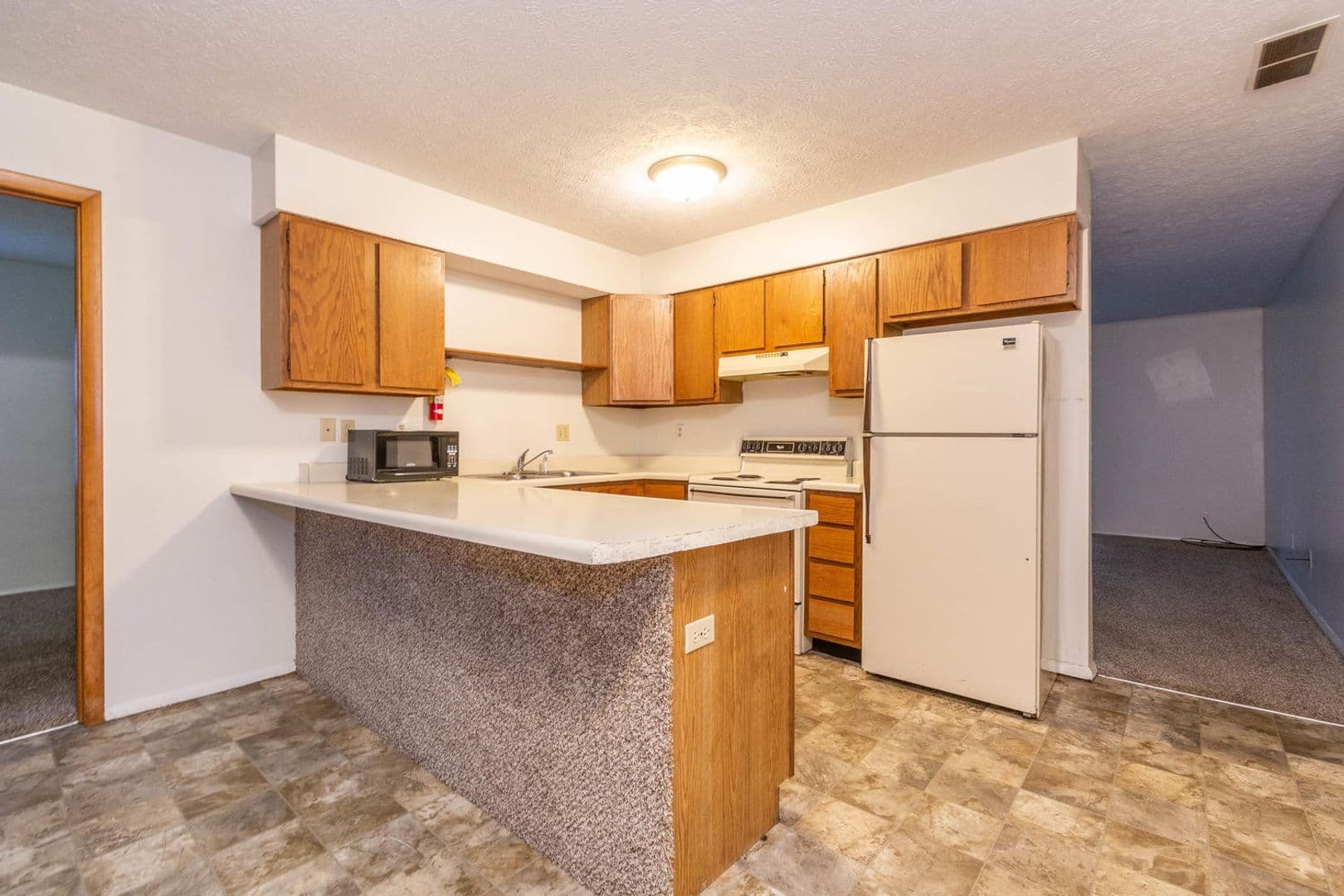 Bloomington Condo: 539 E Smith Avenue