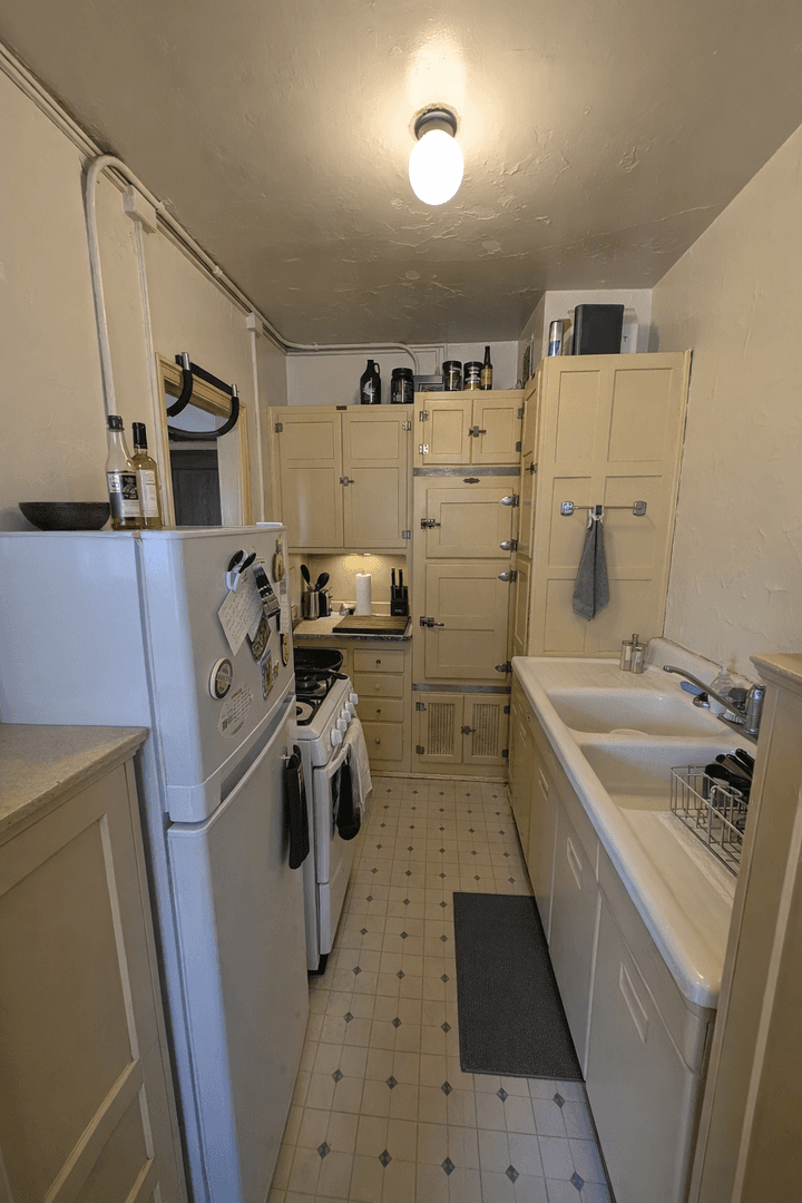 West Lafayette Apartment: 101 Andrew Place