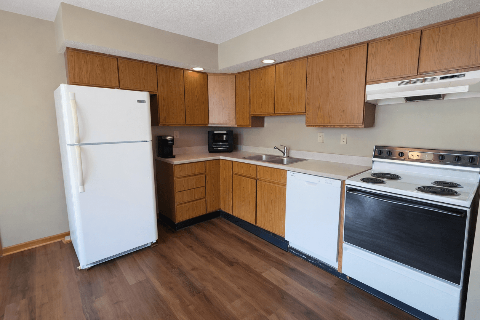 Lafayette Apartment: 516 N. 6th Street