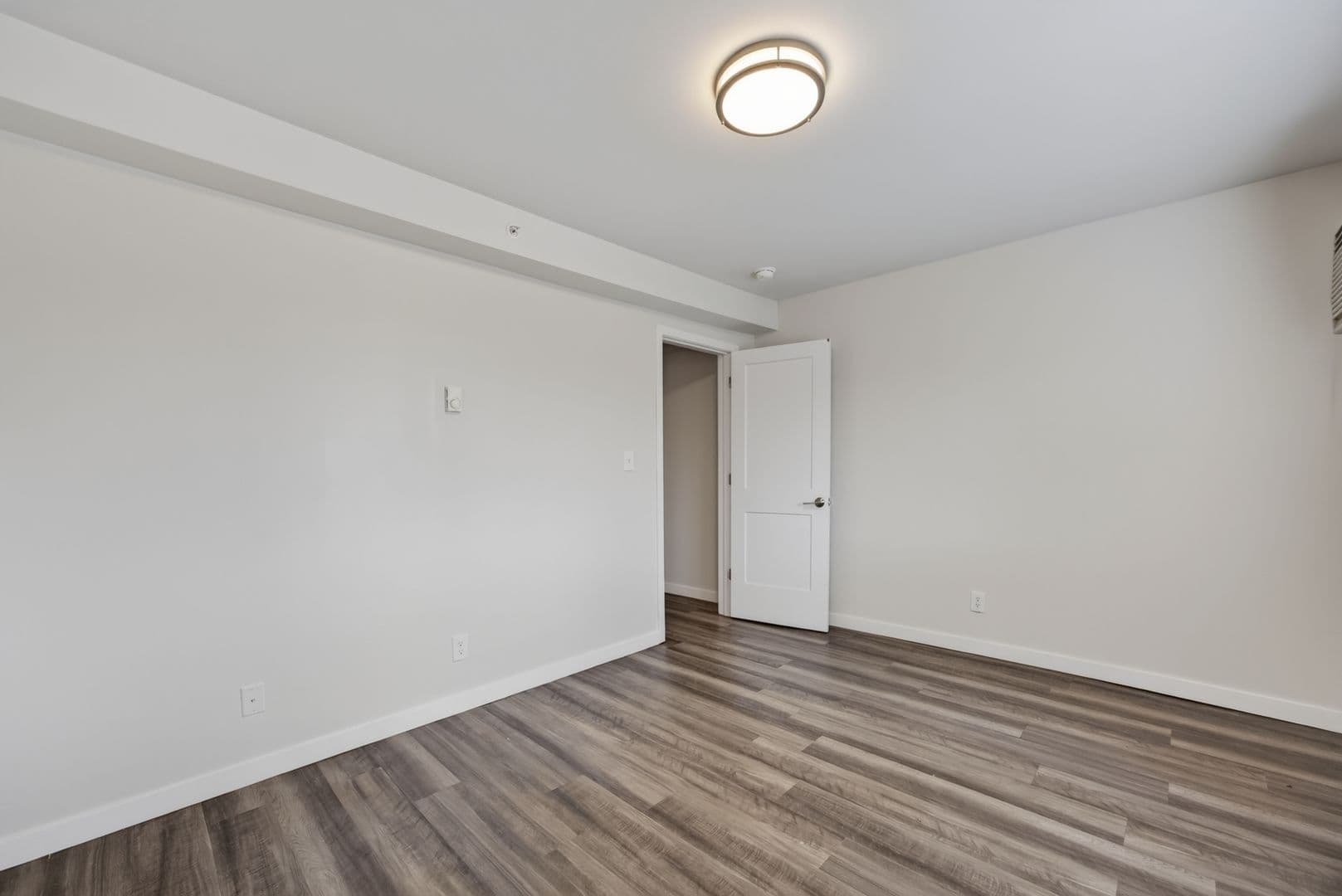 Bloomington Apartment: 519-523 N Lincoln St