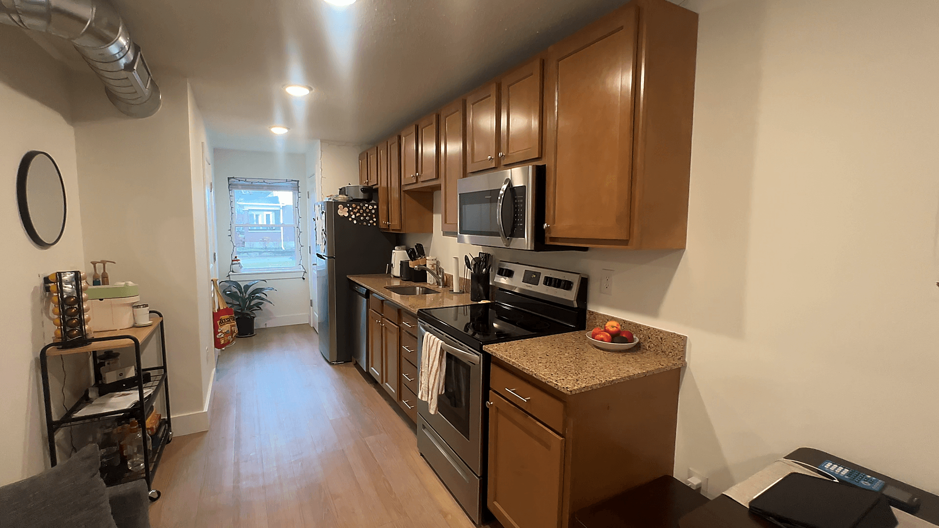 Bloomington Apartment: 401 S. Woodlawn Ave.